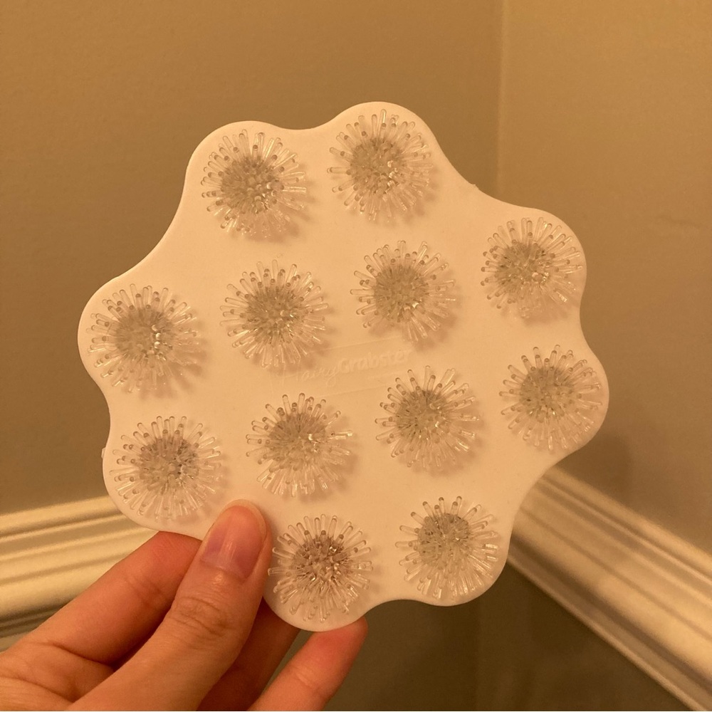 4/$10 - HairyGrabber Shower Accessory